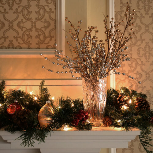 Mantle decorated for Christmas